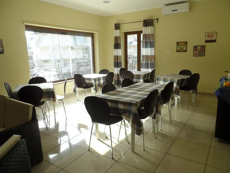 *** Bed & Breakfast B&B Civico 115 Gaggi Italia