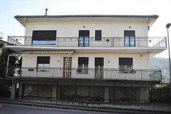 B&B Civico 115 Gaggi 3*,